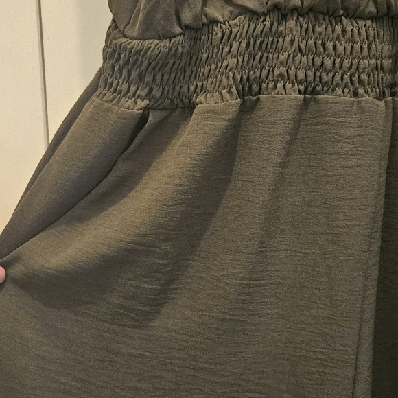 Surplice High Waist Cold Shoulder Strap Jumpsuit Wmn's M Olive Green Flattering - Picture 6 of 9